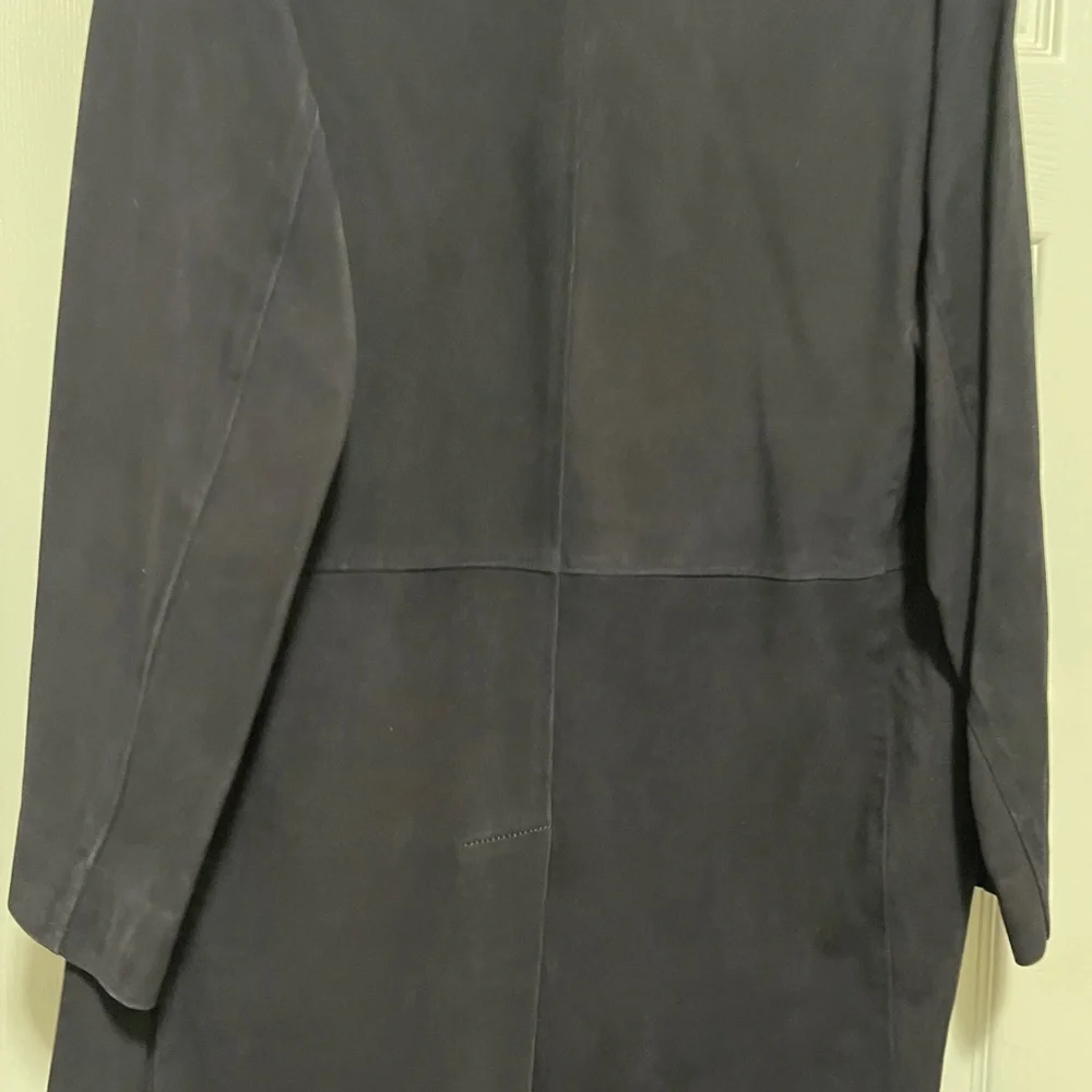 Gerard Darel Navy Gemma Suede Trench Coat with Mid-Thigh Length and Relaxed Fit - Picture 14 of 16